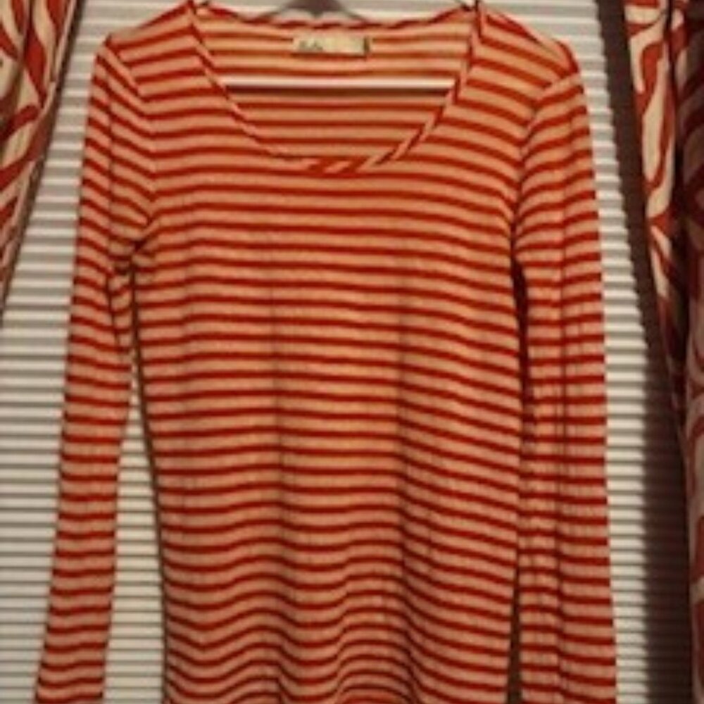 Orange and White stripe Long Sleeve Crewneck, Wool blend, by "Hi Line", Sz Small